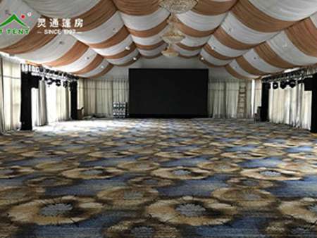 洲际酒店玻璃篷房，移动婚礼的解决方案