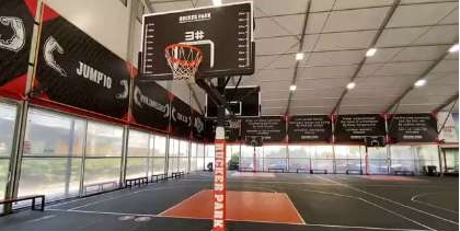 篮球馆篷房：多功能的现代体育空间解决方案